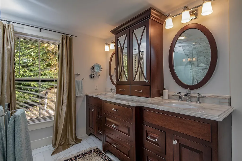 55 Pond Street Londonderry VT 05148