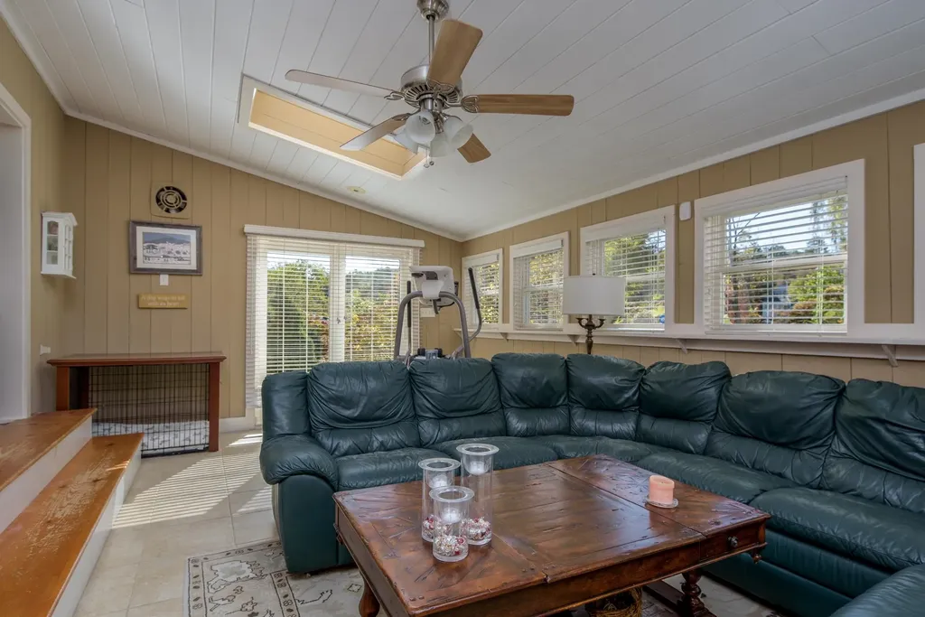 55 Pond Street Londonderry VT 05148