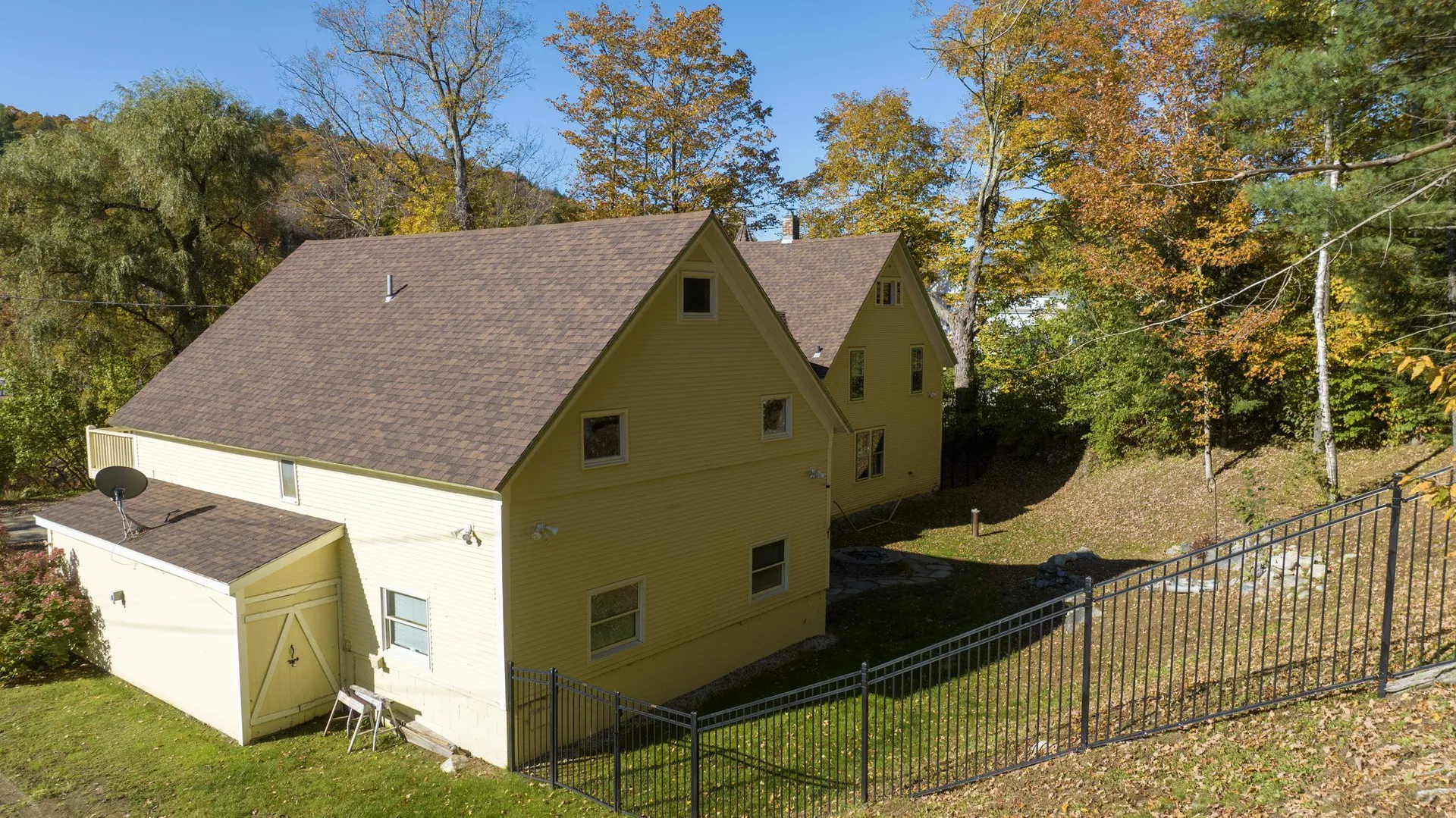 55 Pond Street Londonderry VT 05148