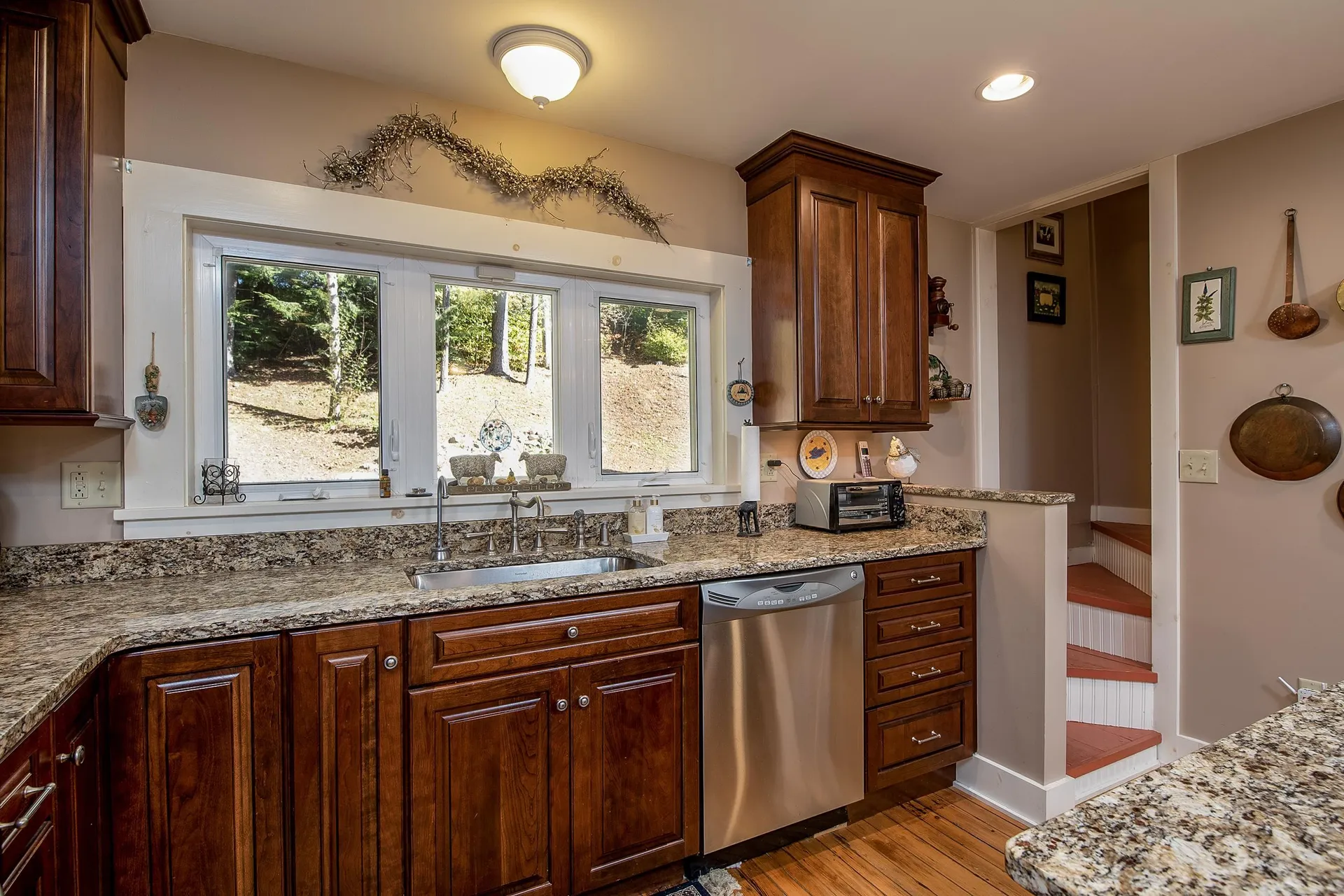 55 Pond Street Londonderry VT 05148