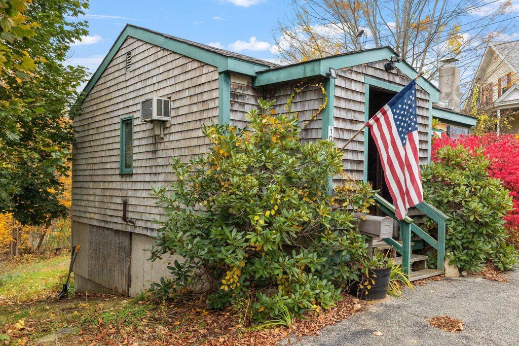 105/115 High Street Bristol NH 03222
