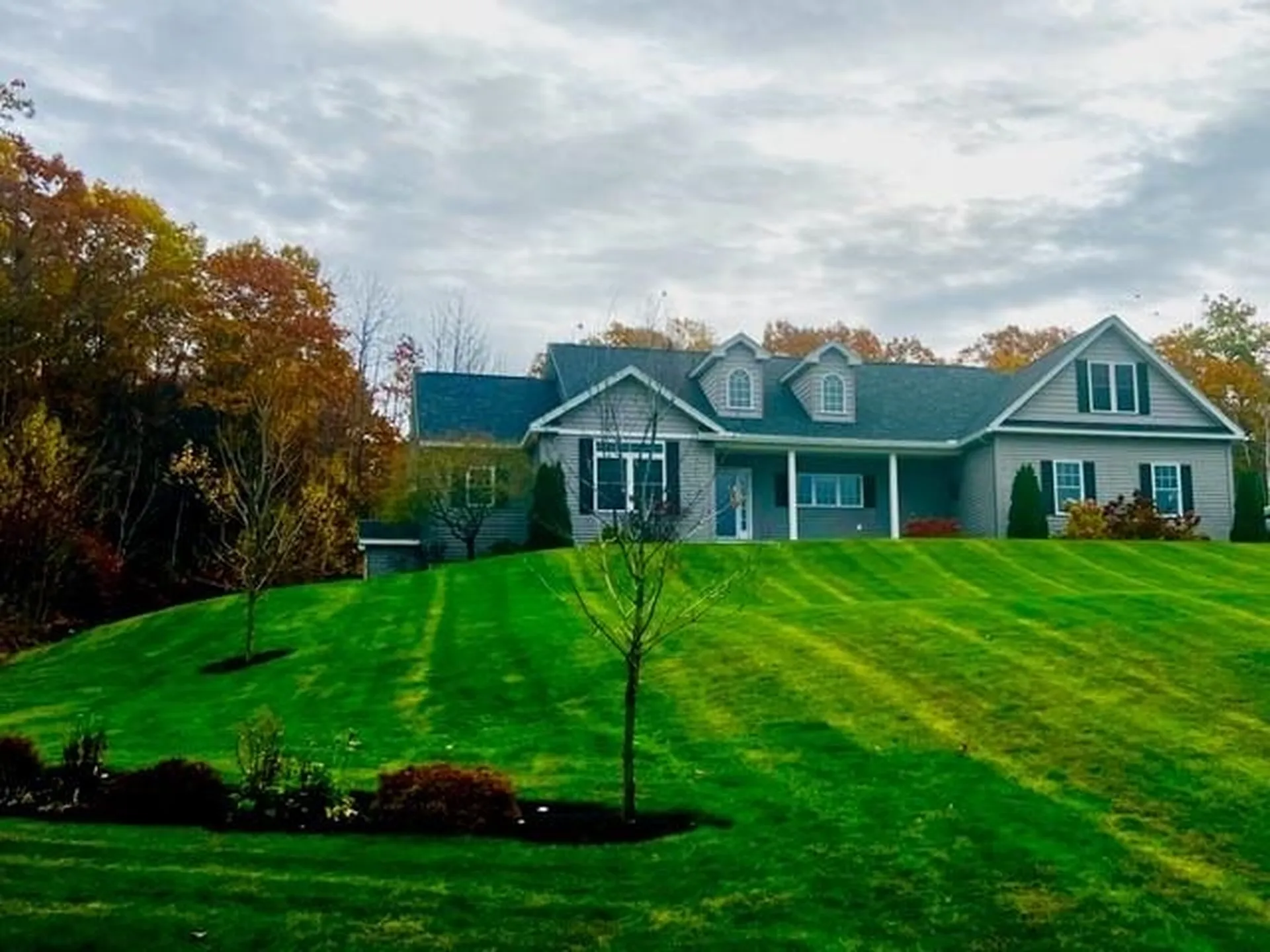 24 Rowe Farm Road Gilford NH 03249