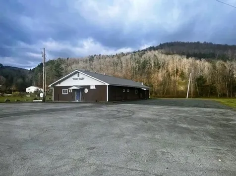 206 Vt Route 14 S Hardwick VT 05843