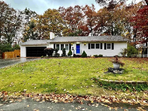 506 Oak Street Manchester NH 03104