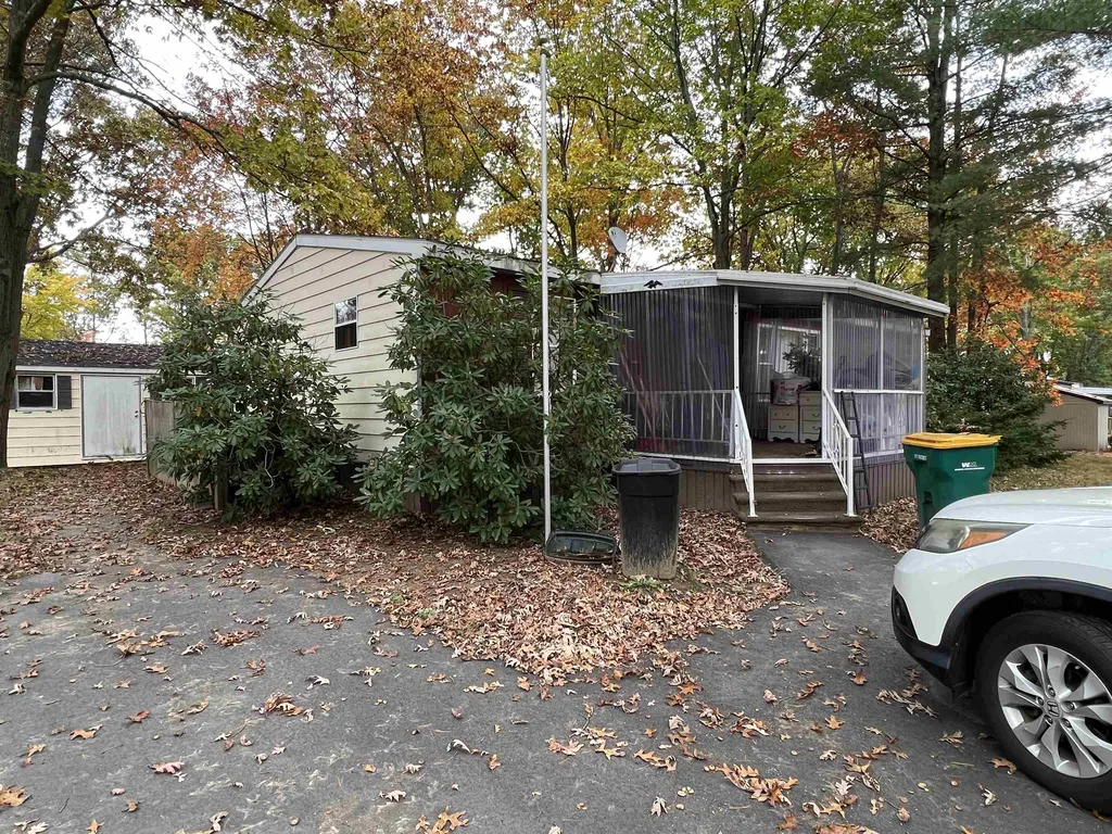 1 N Dewberry Lane Rochester NH 03867