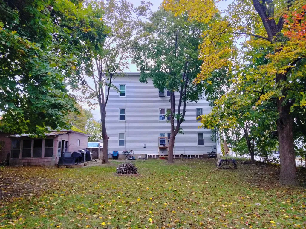 68 Claremont Avenue Manchester NH 03103