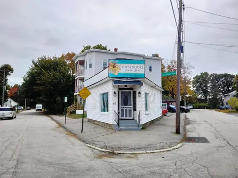 68 Claremont Avenue Manchester NH 03103