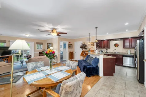 3 Abbey Lane Meredith NH 03253