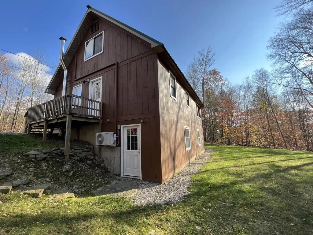 93 Dorie Lane Leicester VT 05733