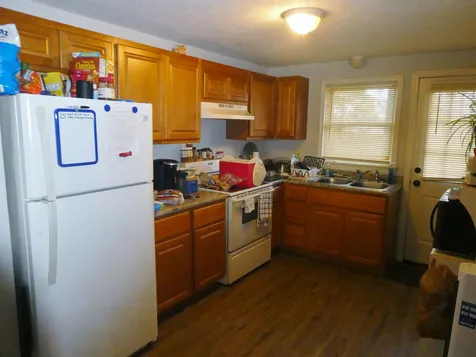 487 Somerville Street Manchester NH 03103