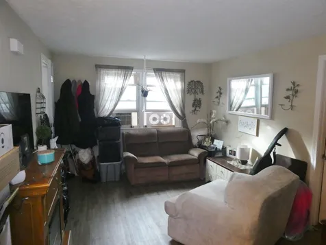 487 Somerville Street Manchester NH 03103