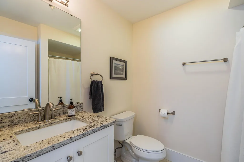 22 Cornwall Street Portsmouth NH 03801