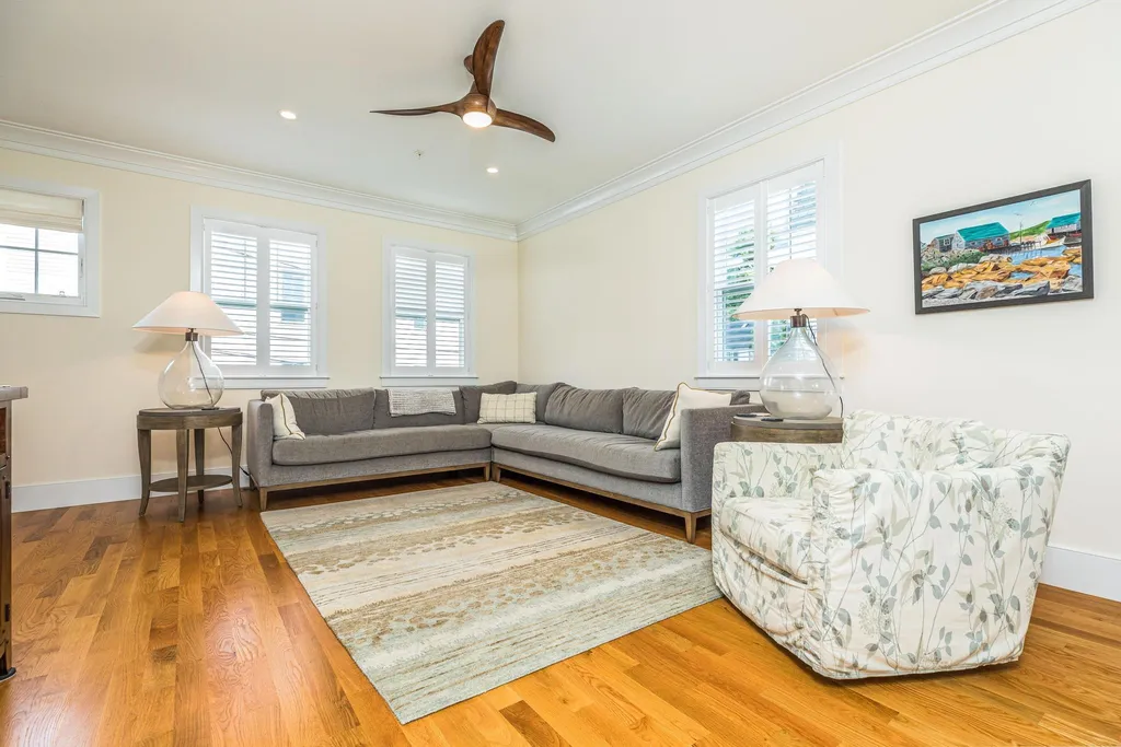 22 Cornwall Street Portsmouth NH 03801