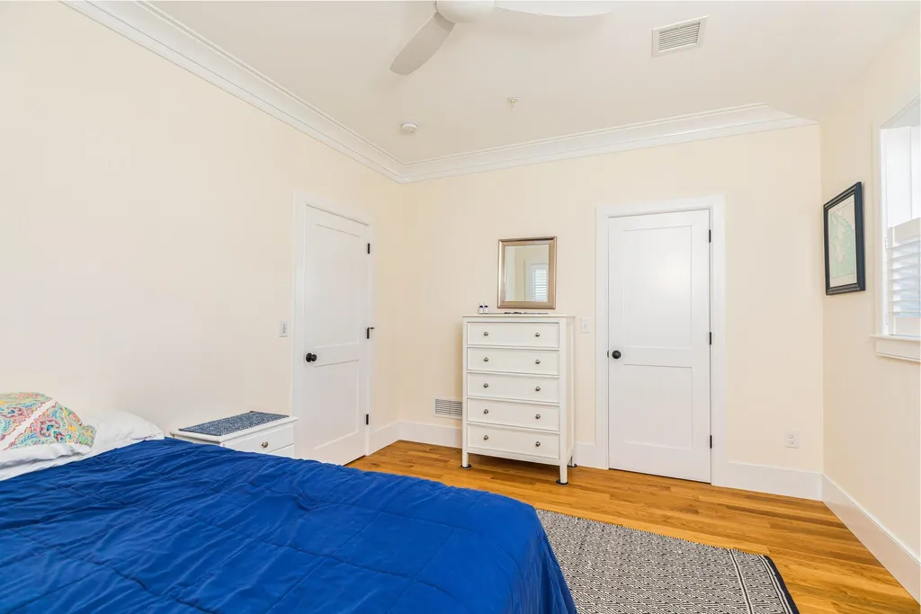 22 Cornwall Street Portsmouth NH 03801