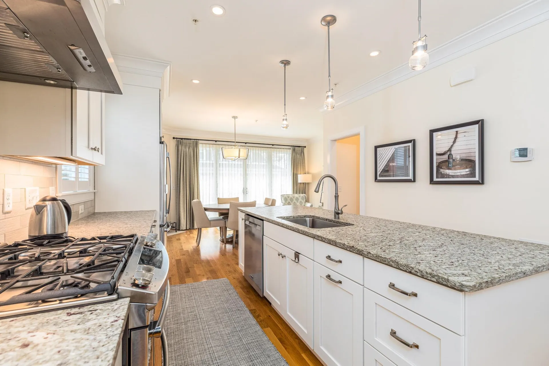 22 Cornwall Street Portsmouth NH 03801