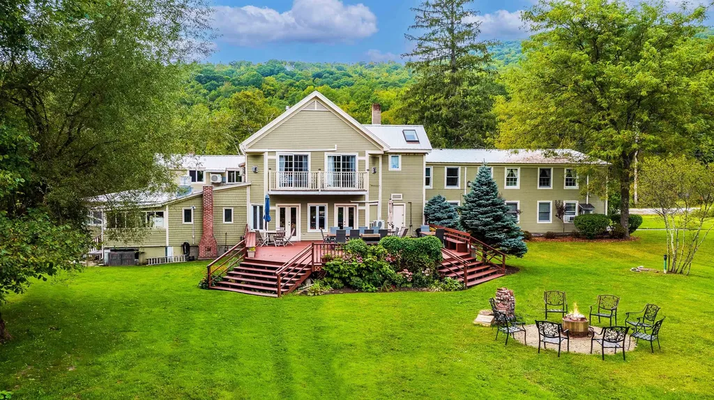 3402 Sandgate Road Sandgate VT 05250