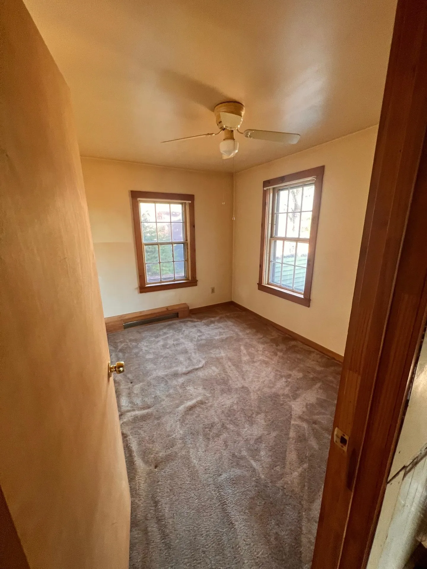52 North Winchester Street Swanzey NH 03446