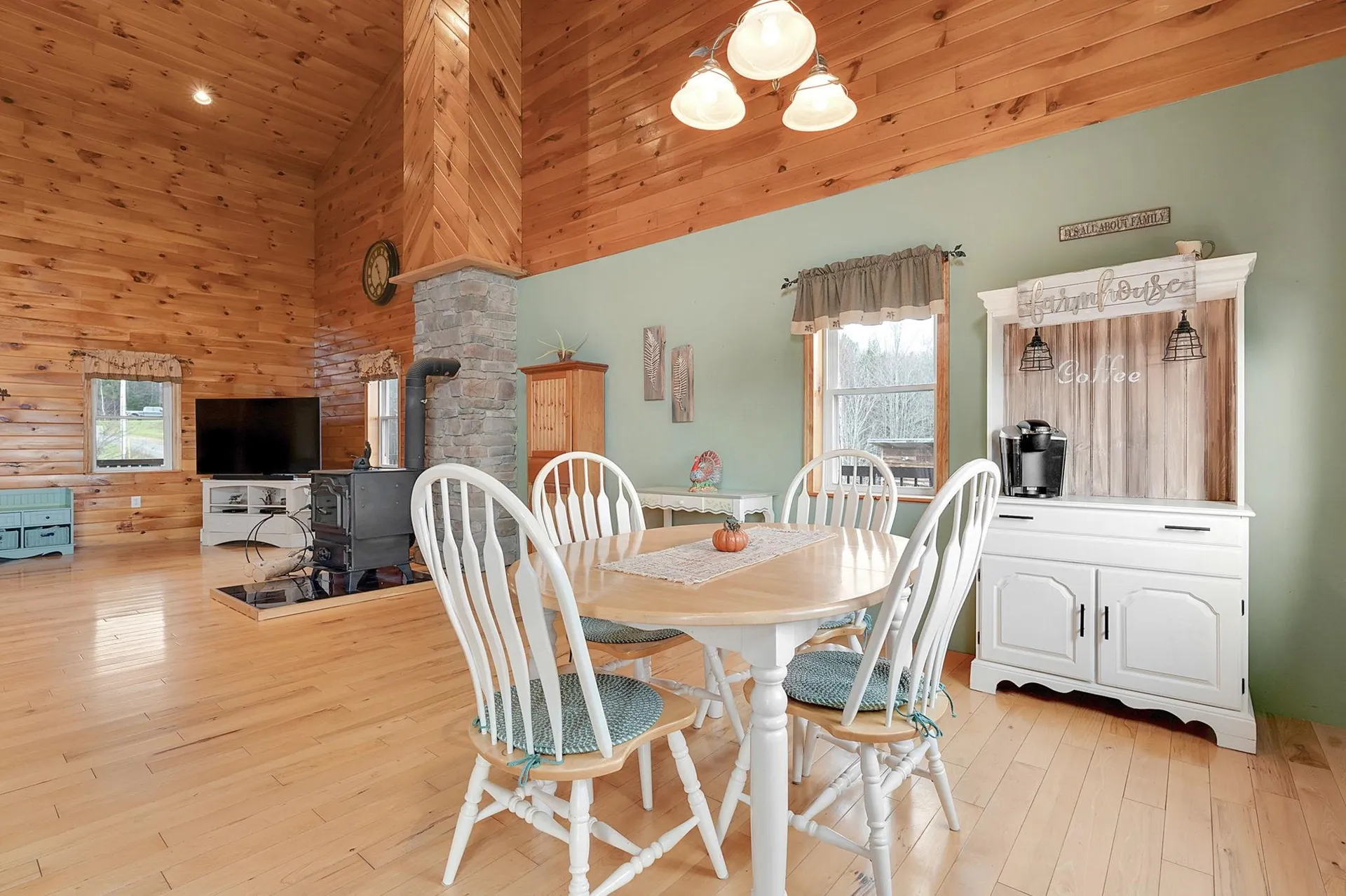 150 Lakeview Drive Errol NH 03579