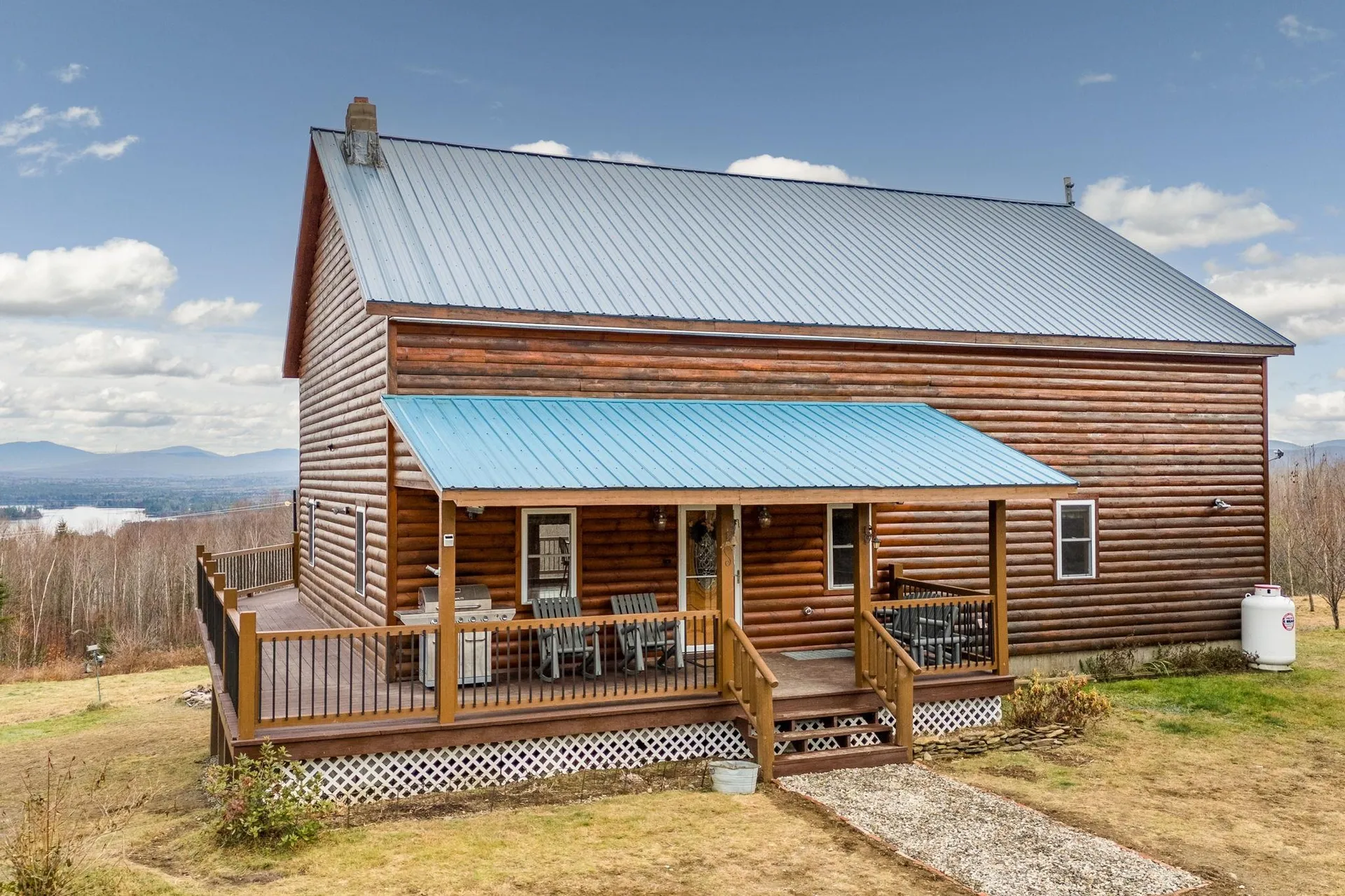 150 Lakeview Drive Errol NH 03579