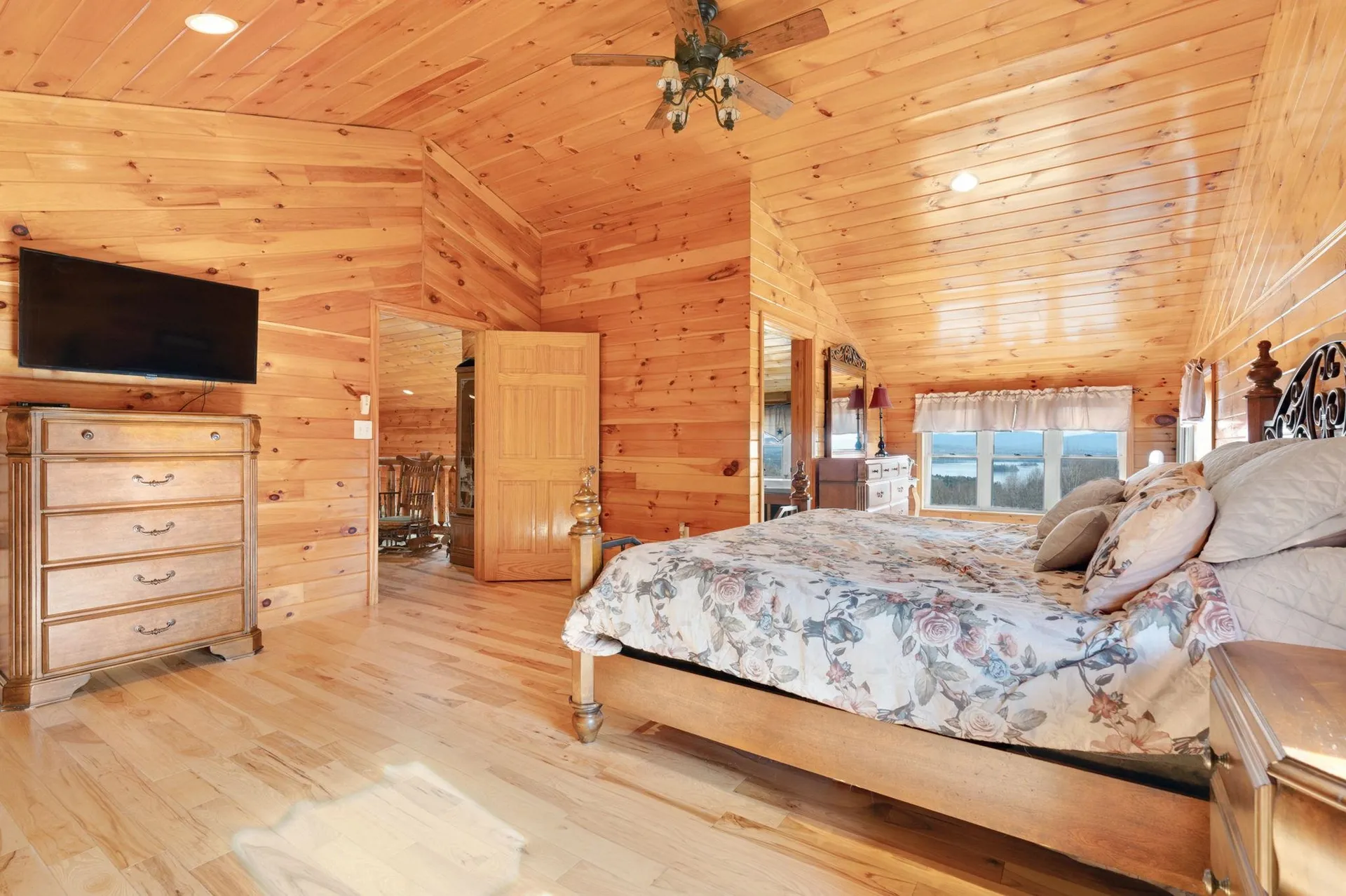 150 Lakeview Drive Errol NH 03579