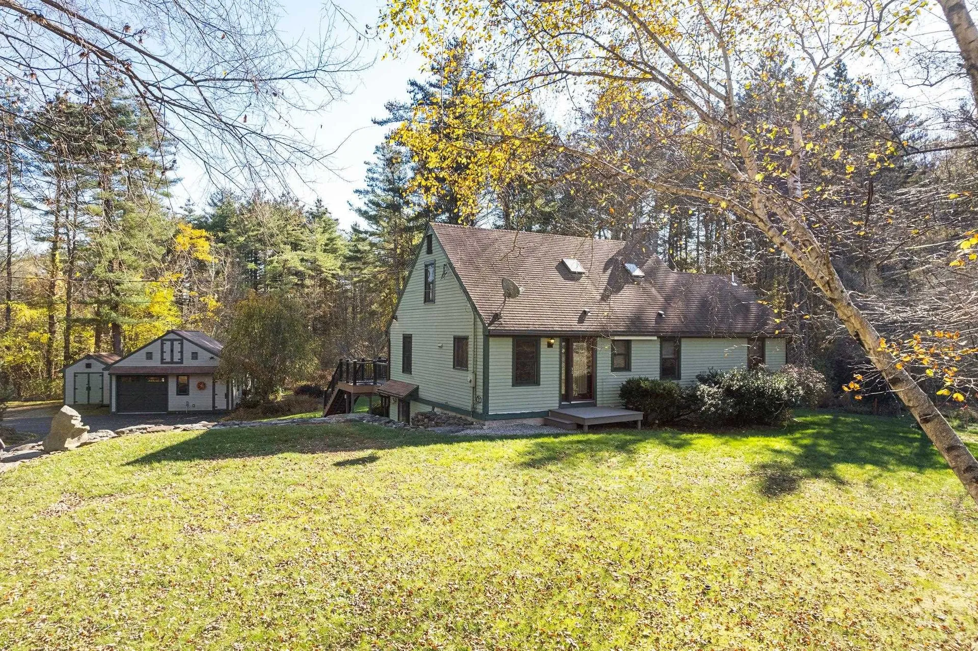 25 North Road Kensington NH 03833