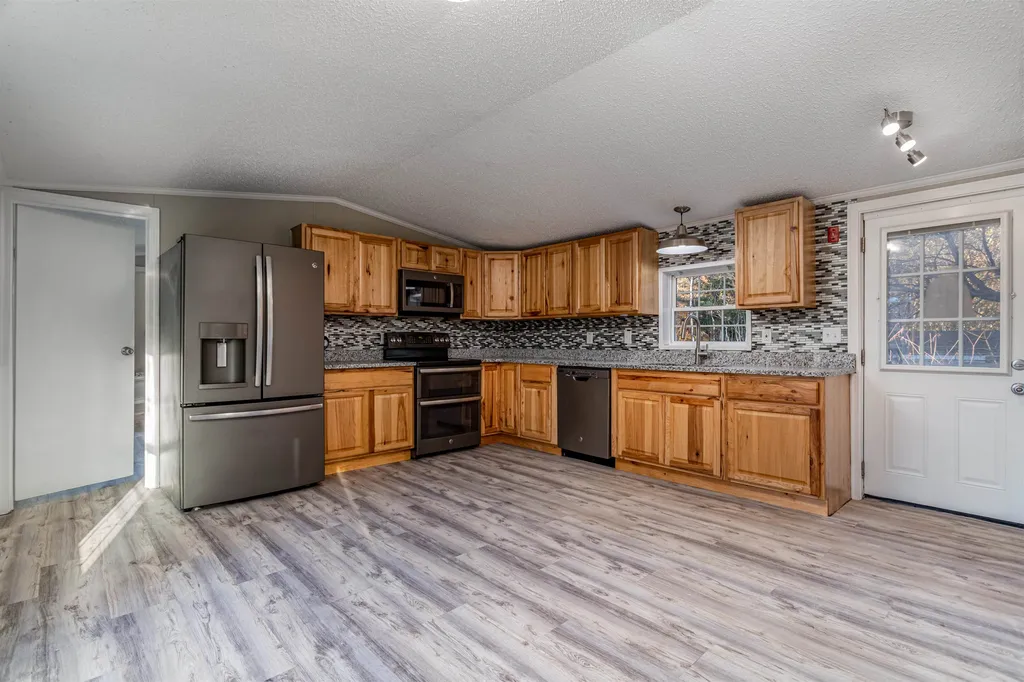 104 Concord Street Belmont NH 03220