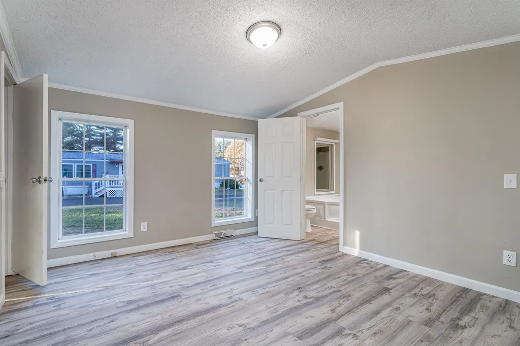 104 Concord Street Belmont NH 03220