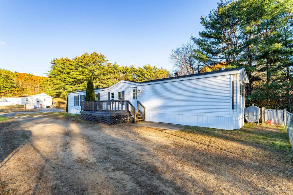 104 Concord Street Belmont NH 03220
