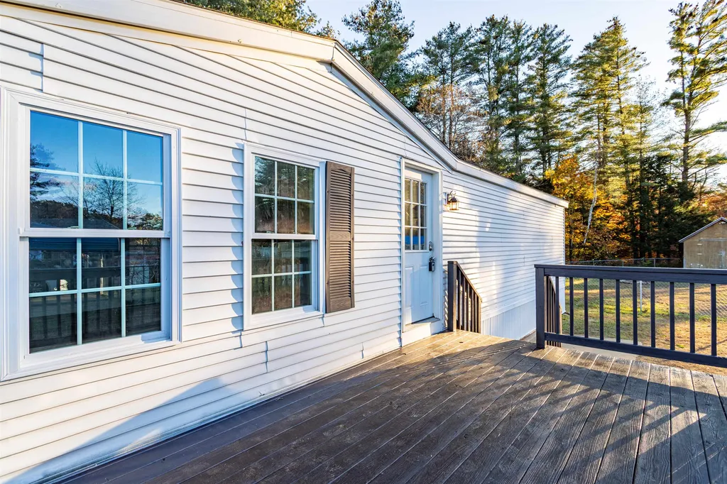 104 Concord Street Belmont NH 03220