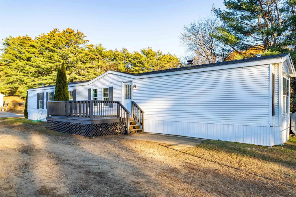 104 Concord Street Belmont NH 03220