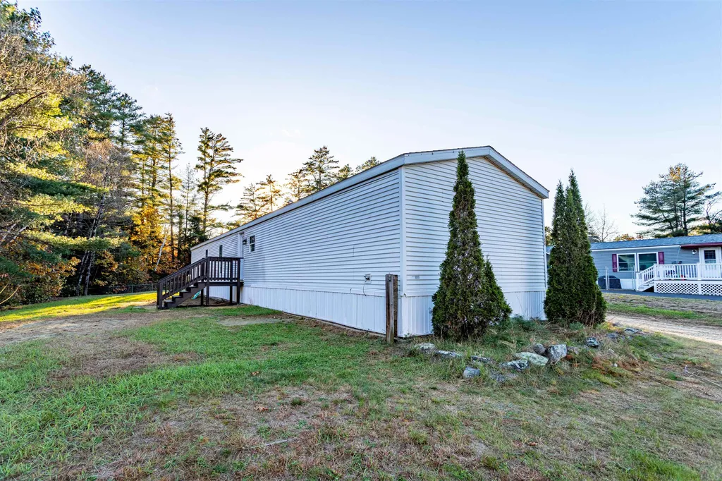 104 Concord Street Belmont NH 03220
