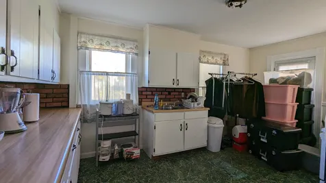 37 Fenton Avenue Laconia NH 03246