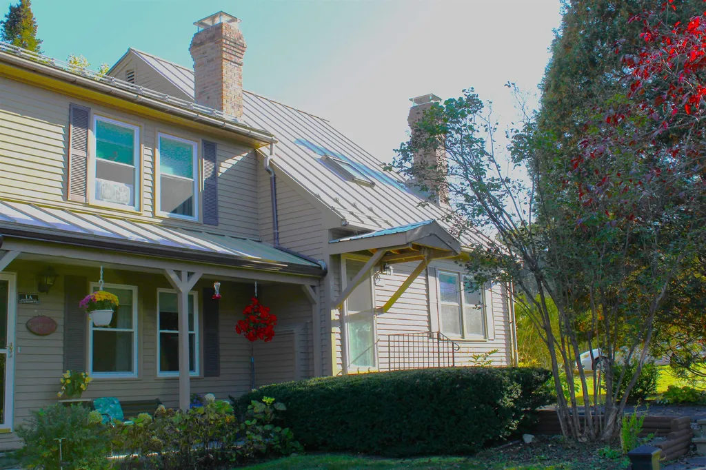 16 Fieldstone Way Hartford VT 05001