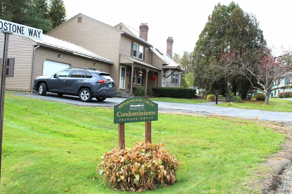16 Fieldstone Way Hartford VT 05001