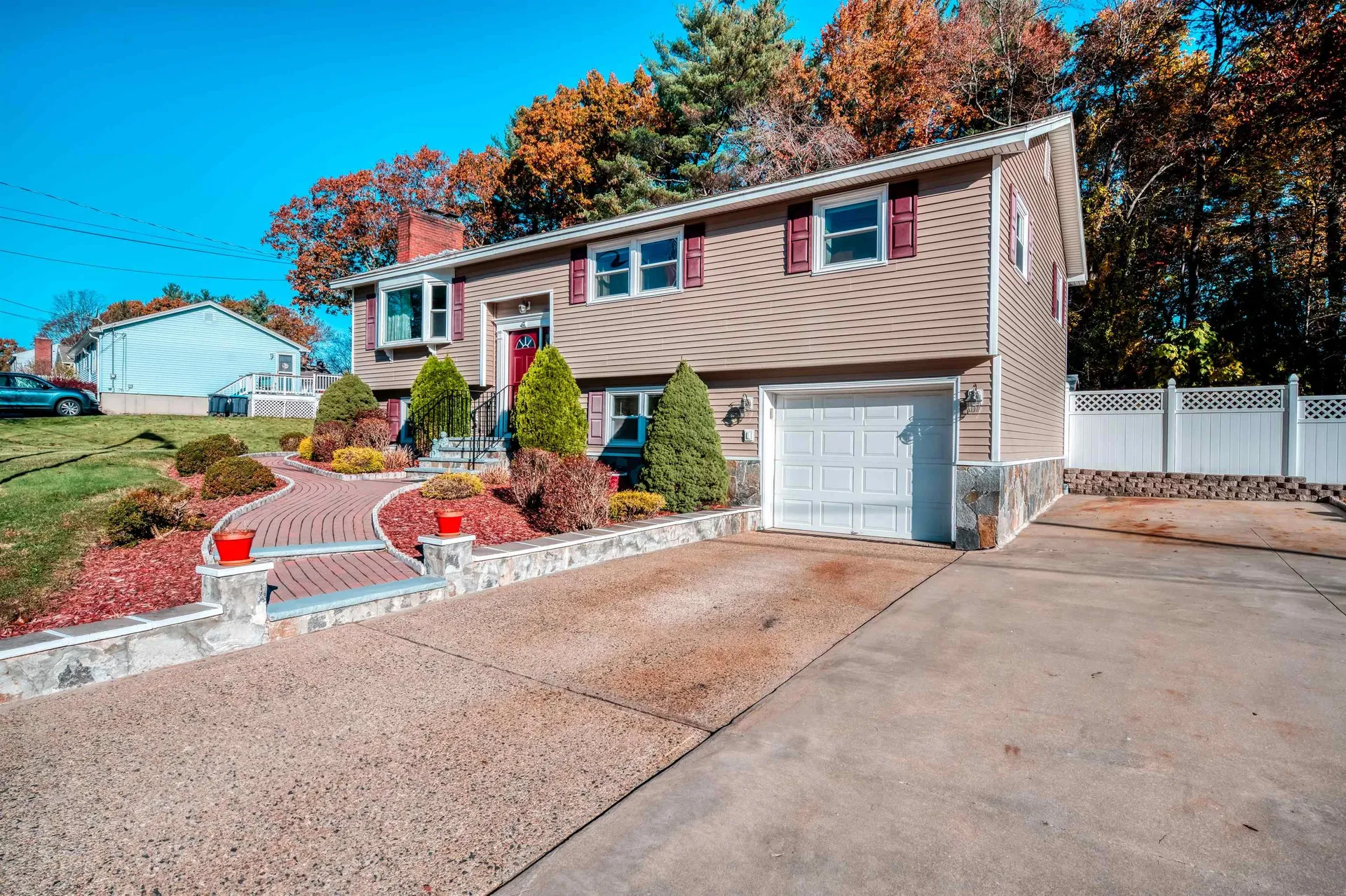 41 Carol Avenue Salem NH 03079
