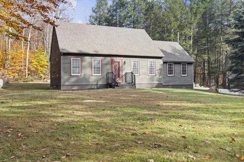21 Coburn Woods Road New Durham NH 03855