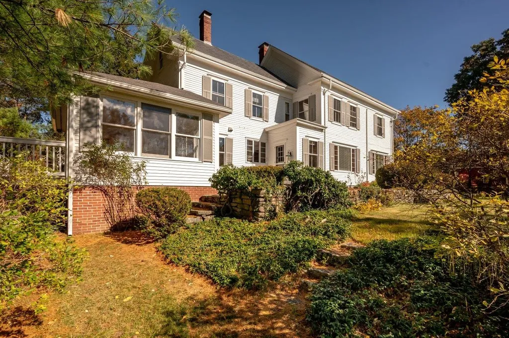 110 Exeter Road Newfields NH 03856