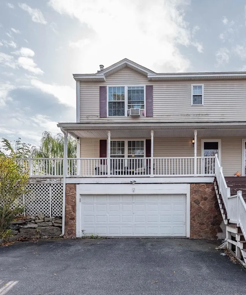 12 W Hillcrest Avenue Manchester NH 03103