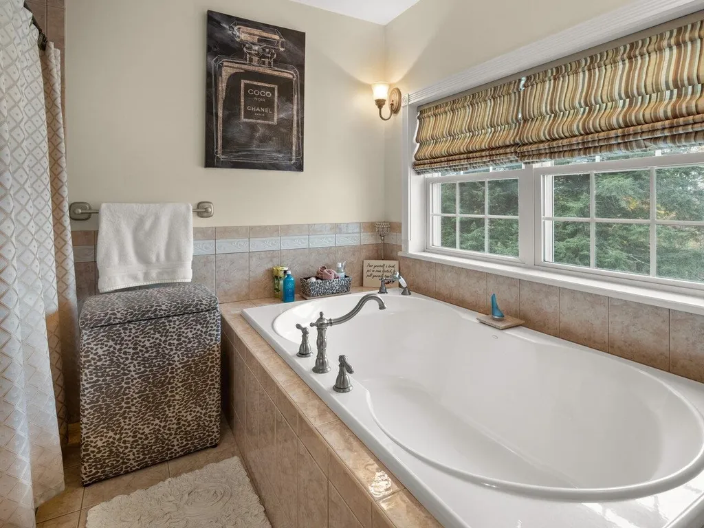 1426 Lower Notch Road Bristol VT 05443