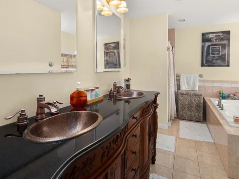 1426 Lower Notch Road Bristol VT 05443