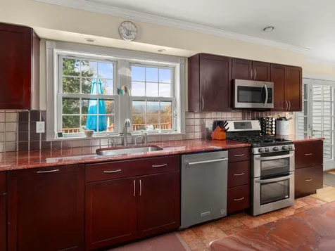 1426 Lower Notch Road Bristol VT 05443