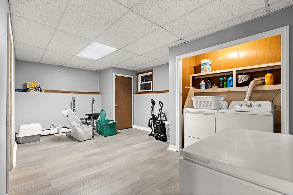 22 Westborn Drive Nashua NH 03062