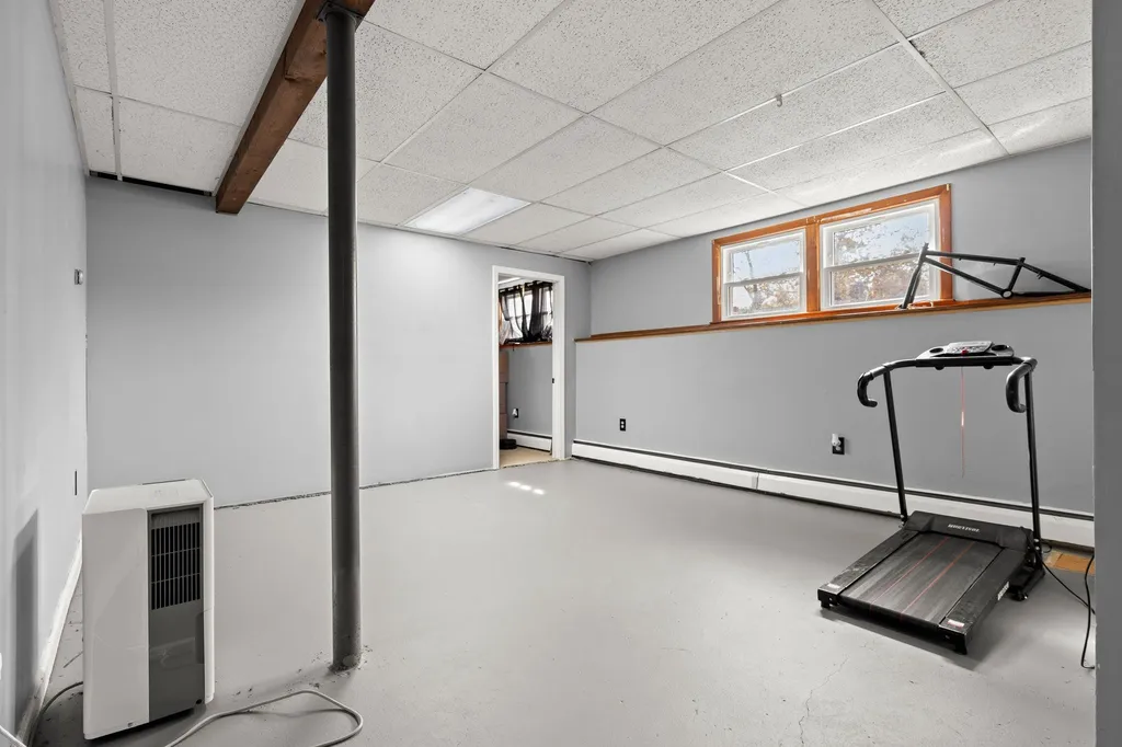 22 Westborn Drive Nashua NH 03062