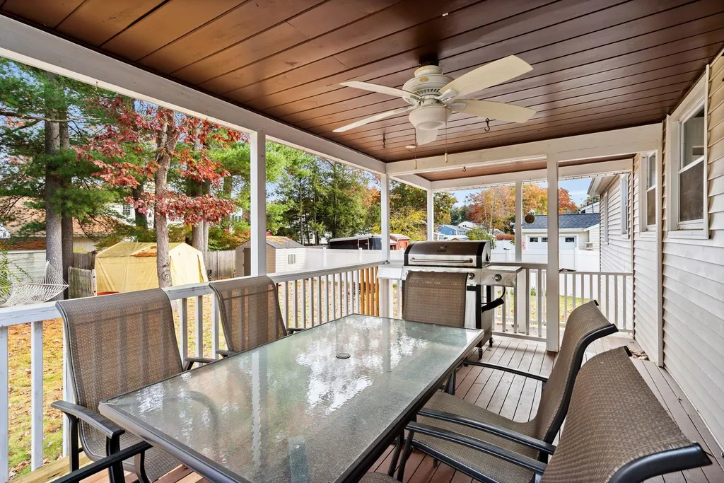 22 Westborn Drive Nashua NH 03062