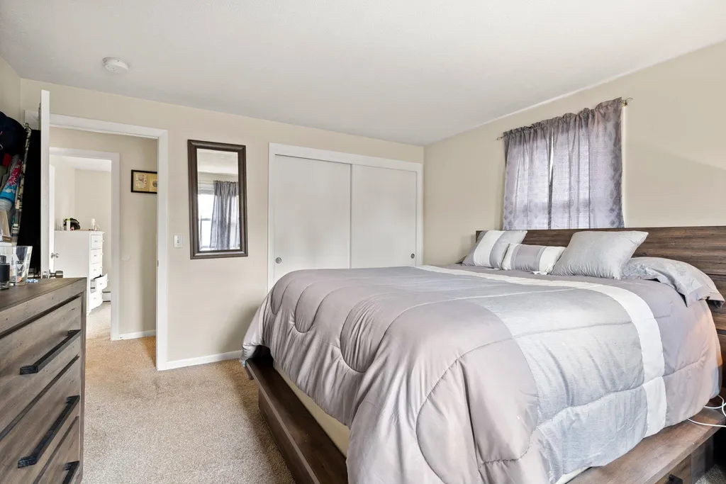 22 Westborn Drive Nashua NH 03062