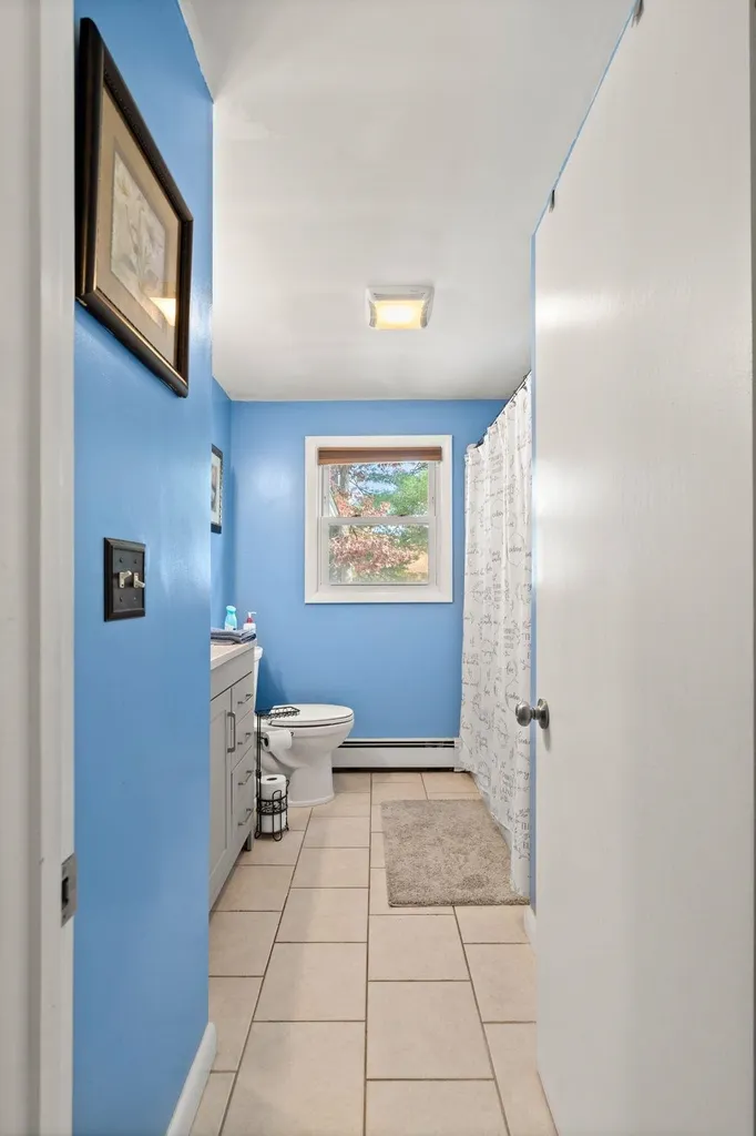 22 Westborn Drive Nashua NH 03062