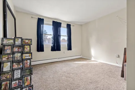 22 Westborn Drive Nashua NH 03062
