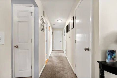 22 Westborn Drive Nashua NH 03062