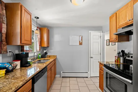 22 Westborn Drive Nashua NH 03062