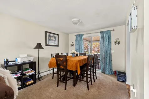 22 Westborn Drive Nashua NH 03062